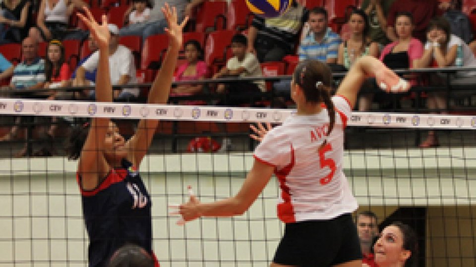 Naţionala de volei feminin, învinsă de Croaţia