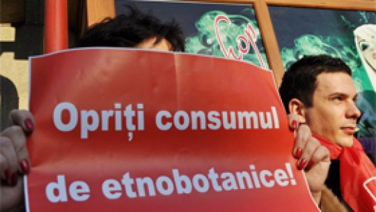 Acţiune de conştientizare a efectelor etnobotanicelor