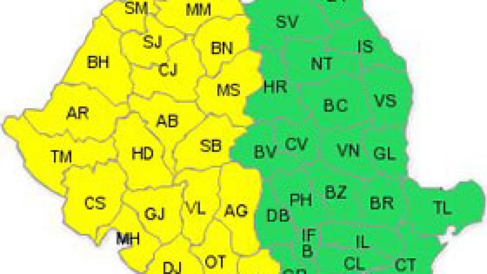 Cod galben de ploi şi vijelii, până joi la prânz