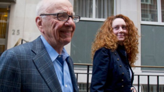 Fosta directoare a News International, eliberată pe cauţiune