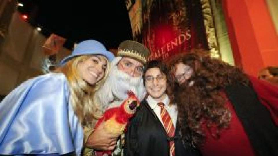 Ultimul "Harry Potter" aduce încasări record
