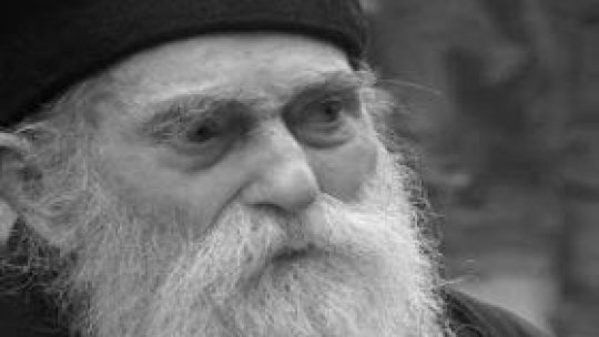 Părintele Arsenie Papacioc a trecut la cele veşnice