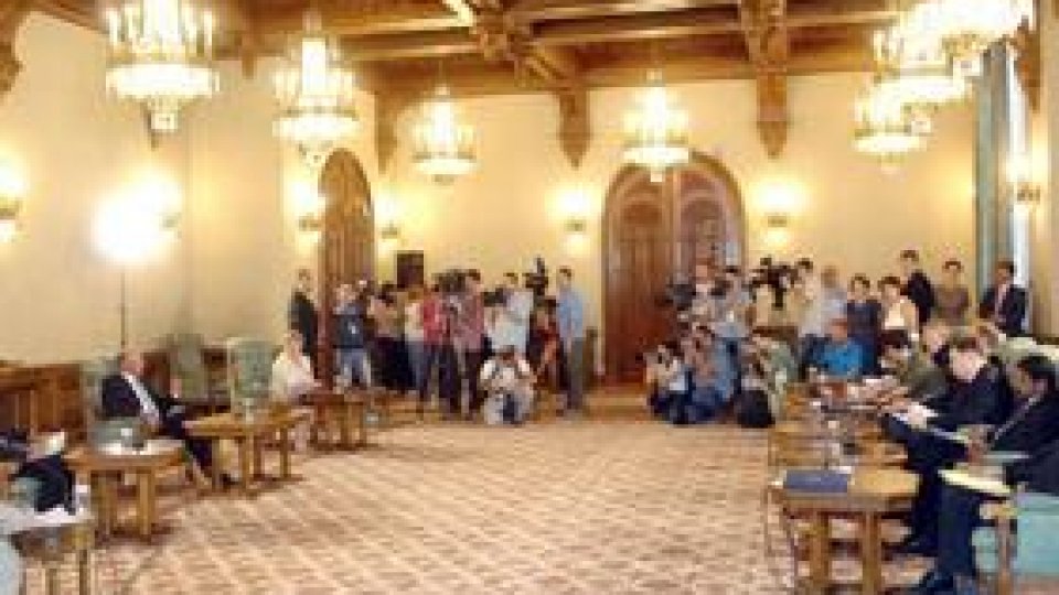 Eforturile în zona structurală "trebuie continuate"