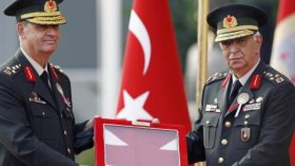 Demisie în masă la nivelul conducerii în armata turcă