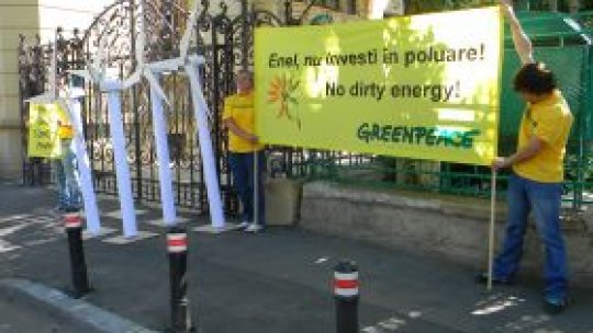 Greenpeace, contra finanţării reactoarelor de la Cernavodă
