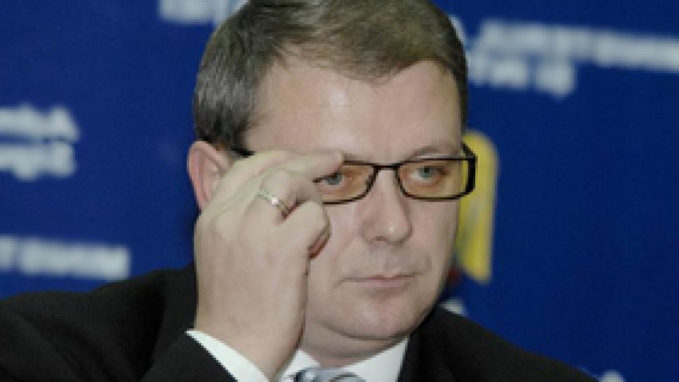 Zece poliţişti de la Deta "vor fi anchetaţi"