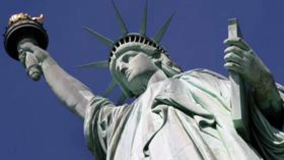 Statuia Libertăţii se închide pentru un an