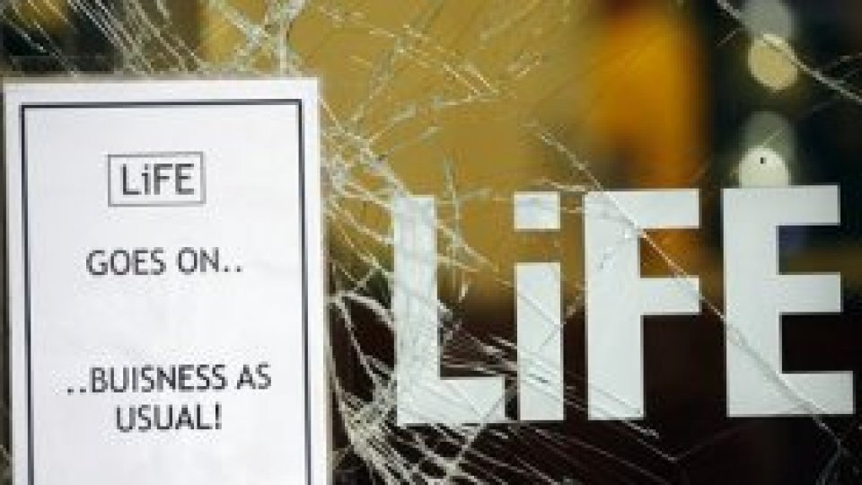 Încearcă să îşi revină