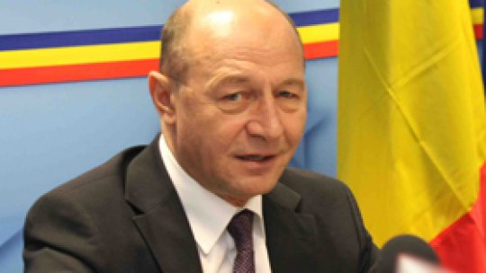 Parlamentarii "ar trebui aleşi într-un tur sau două"