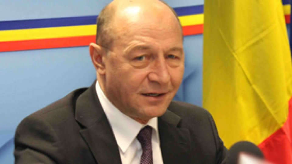 Parlamentarii "ar trebui aleşi într-un tur sau două"