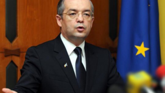 Premierul Emil Boc solicită miniştrilor listele cu investiţii