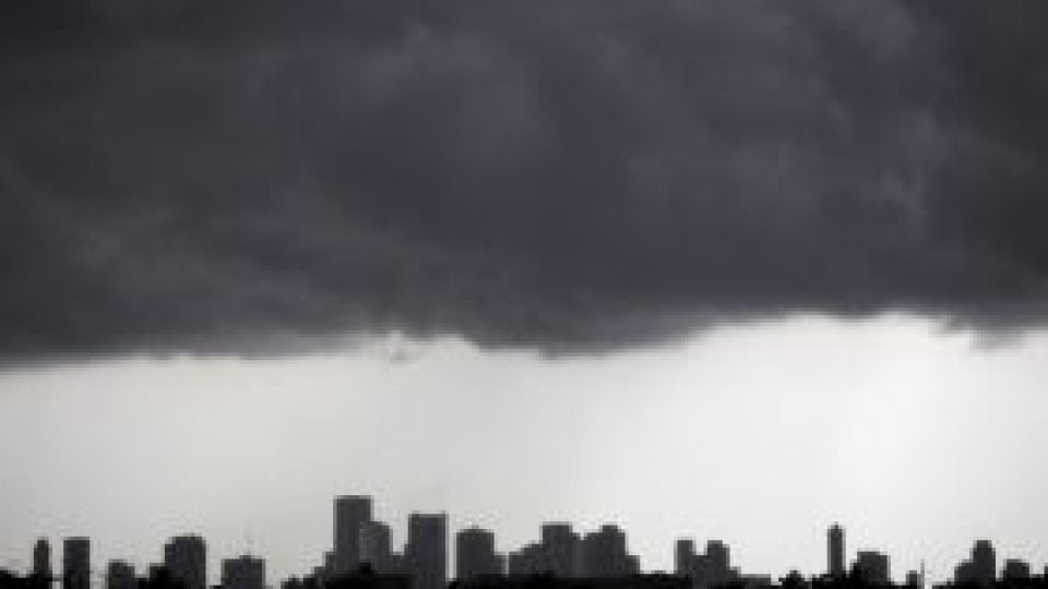 Măsuri de precauţie în SUA înaintea uraganului Irene