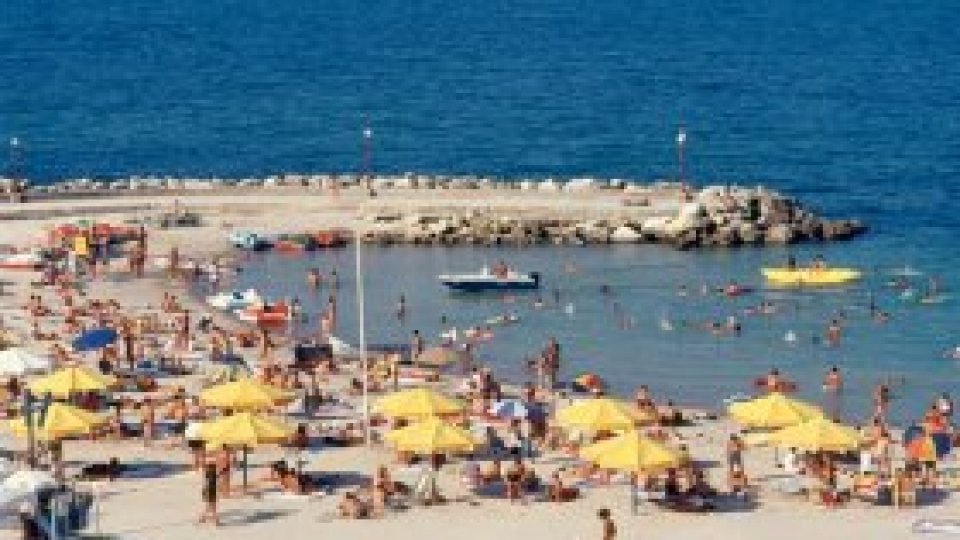 Hotelierii se aşteaptă la un weekend plin pe litoral