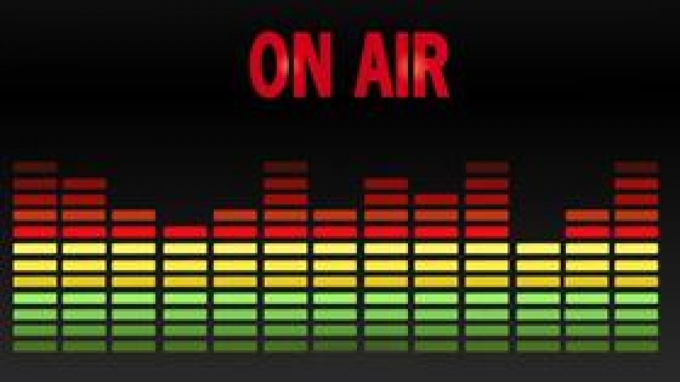 Tot mai puţine greşeli de limbă română la radio şi la tv