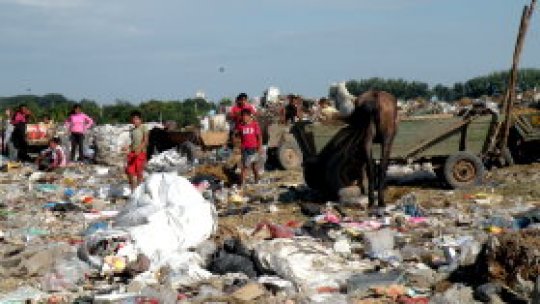 Viaţa din spatele rampei de gunoi