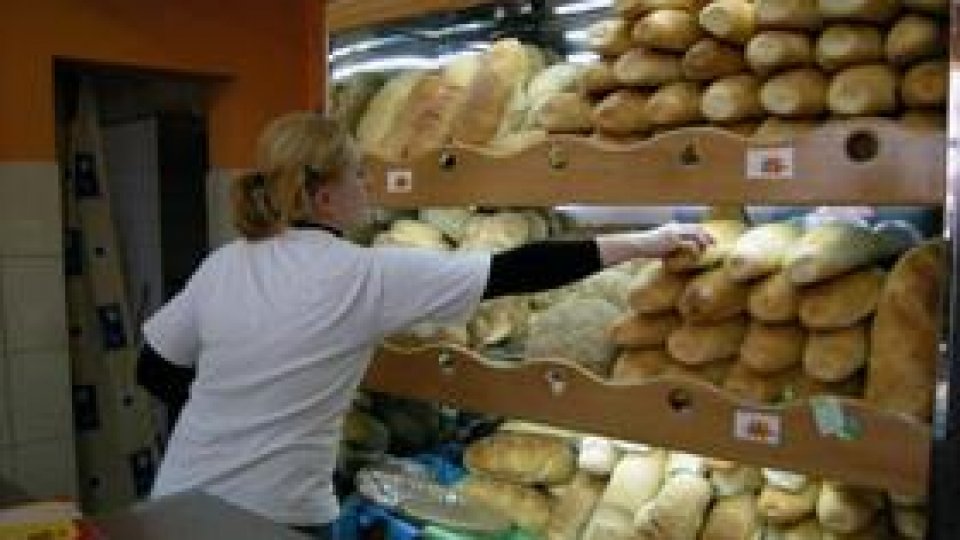 Pâine de minim 300 de grame în comerţ, de la 15 septembrie