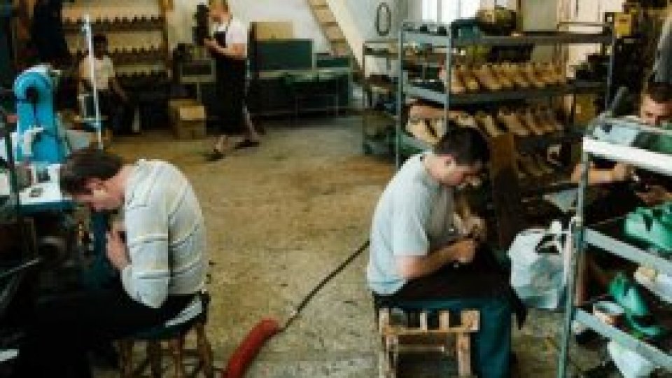 Deţinuţii români lucrează pentru nemţi 