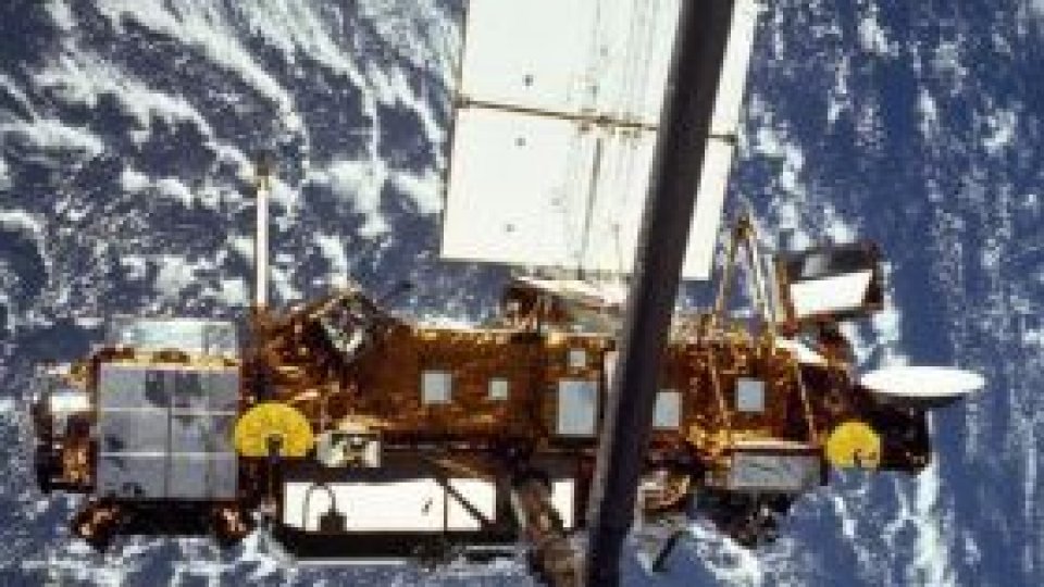 Un satelit dezactivat va cădea pe Pământ