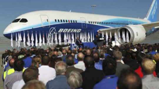 Boeing livrează primul  787 Dreamliner