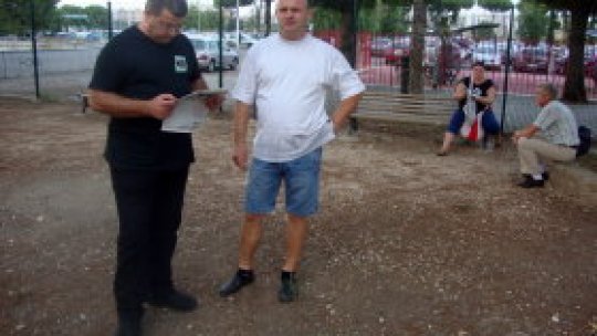 Români contra români în capitala italiană