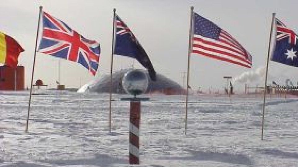Exploratorii gheţurilor