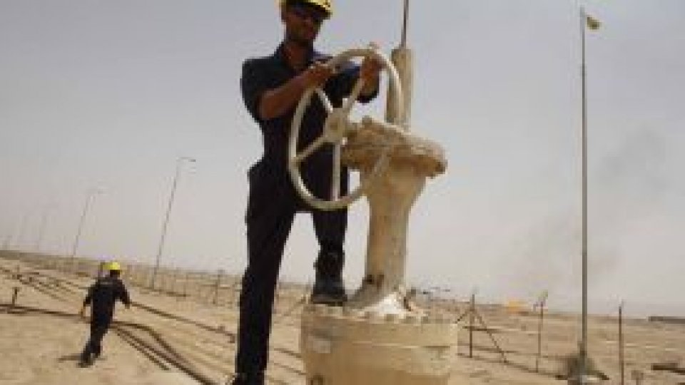 Iranul avertizează vecinii arabi asupra producţiei de petrol