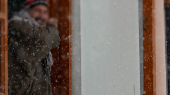 Anchetator rus, concediat după ce a sărit pe geam