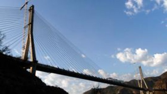 Cel mai mare pod suspendat din lume, construit în Mexic