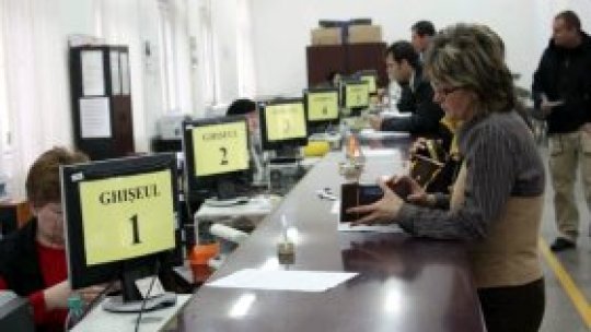 Cum să dai banii... de luni?