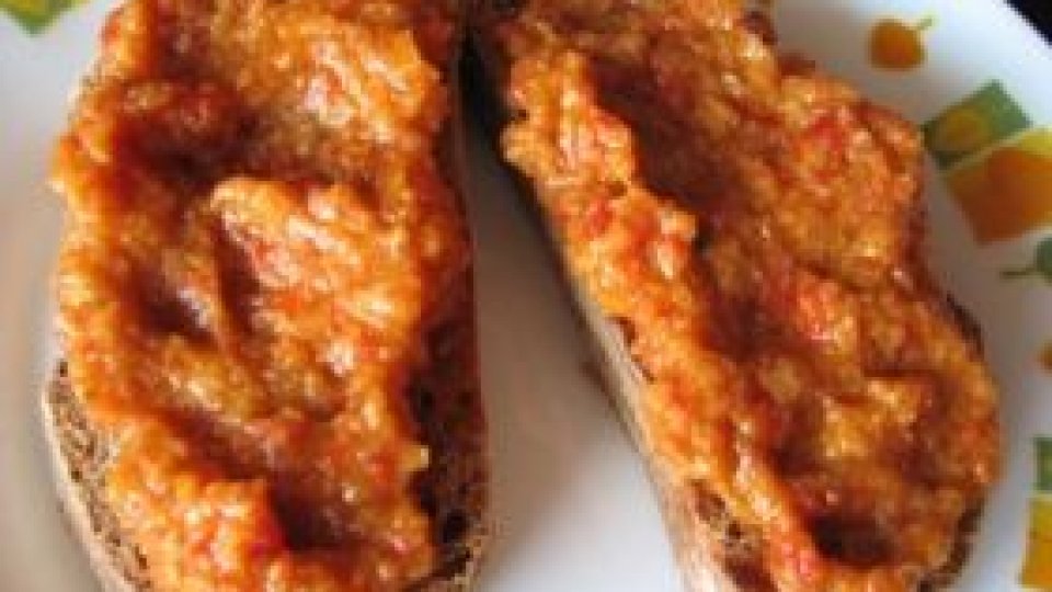 Au trecut zilele zacuscăi cu vinete și ciuperci de pădure.