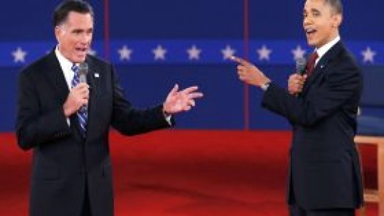 Barack Obama "câştigă a doua confruntare cu Mitt Romney"
