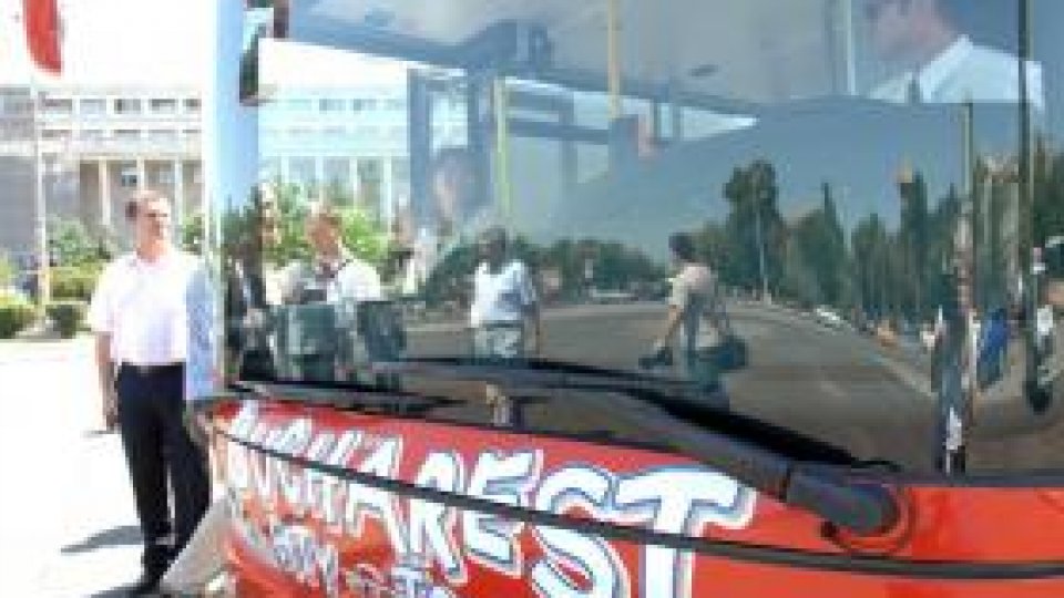 Autobuzele Bucharest City Tour, suspendate de joi