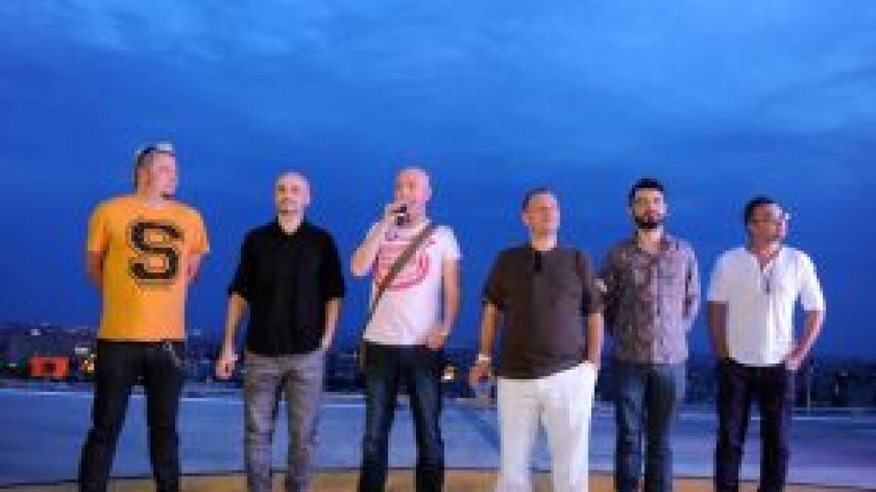 Fanii Voltaj, invitaţi la concerte