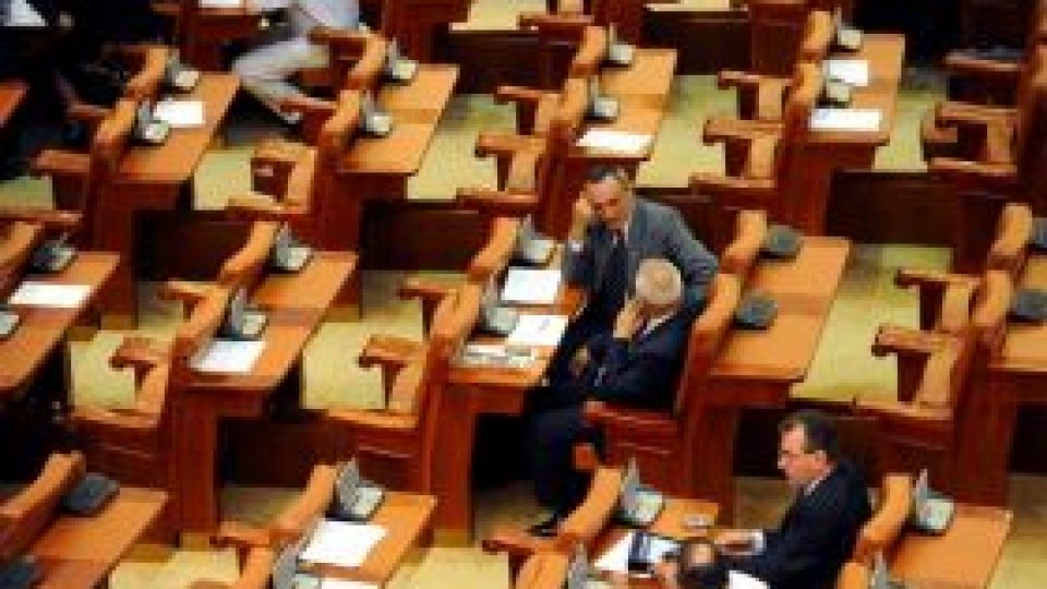 Moţiunea simplă pe agricultură, respinsă de deputaţi