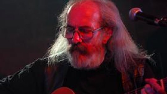 Ascultă noaptea - ediția 10 (19 noiembrie 2012)