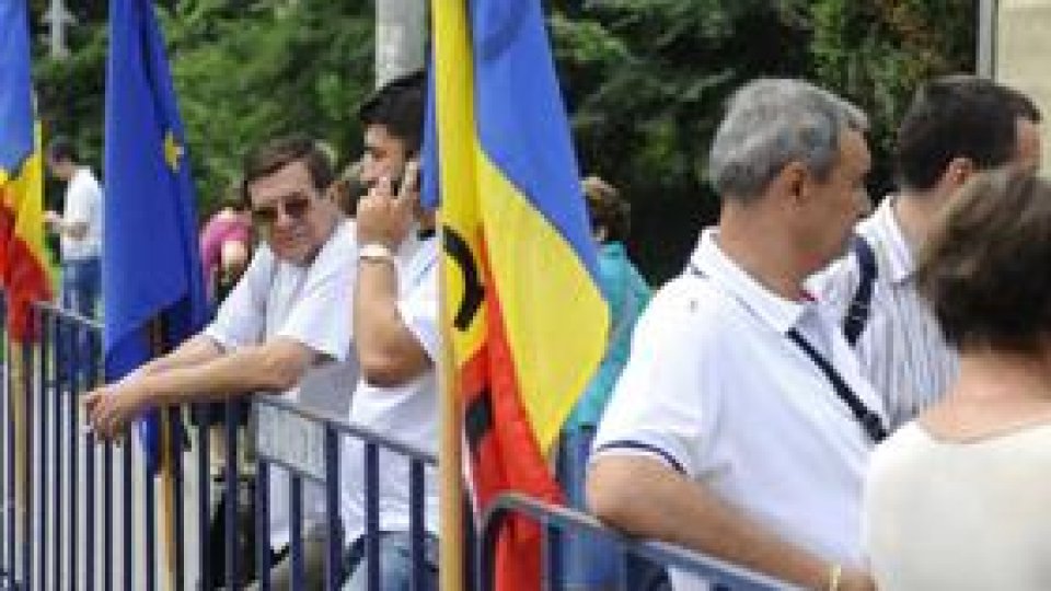 Mii de ONG-uri riscă să intre în faliment