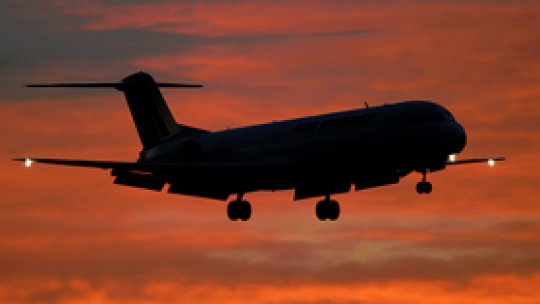 Ameninţări cu bombă pe un zbor low-cost România-Italia