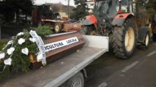 Autostrada Arad-Nădlac îi nemulţumeşte pe agricultori