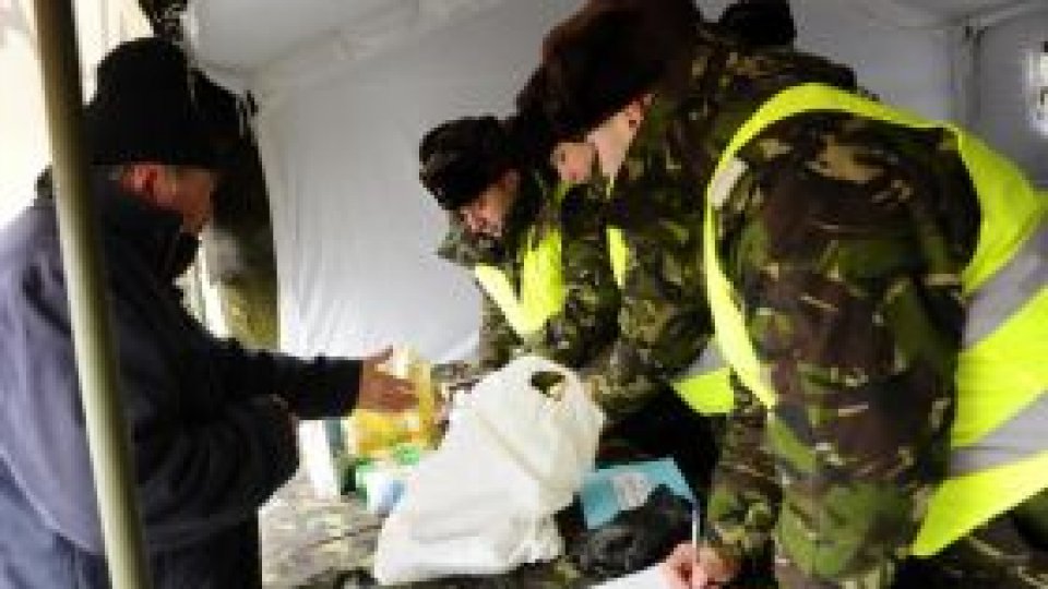 Armata încearcă să-i ajute pe sinistraţi (UPDATE)