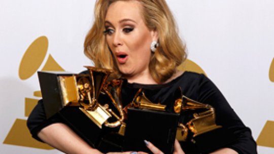 Adele, marea câştigătoare la gala Grammy 2012