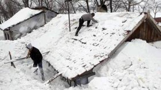 Înzăpeziți între două guverne