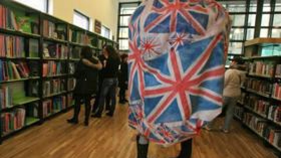 “Din dragoste pentru limba engleză”