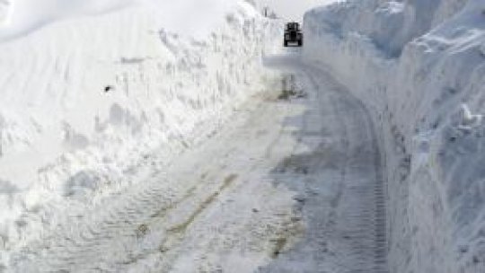 Cod galben de ninsori şi viscol în vestul şi centrul ţării