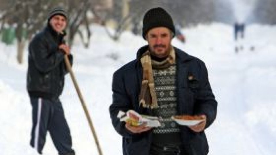 Ninsoare şi viscol în centrul şi vestul României