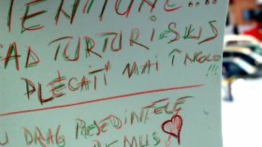 Atenţie la pericolul de sub streşini!