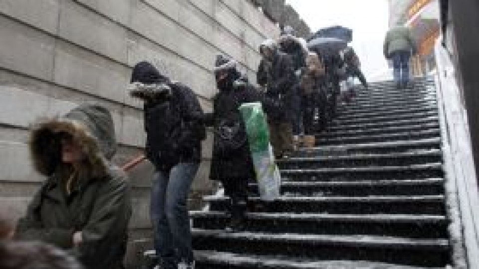 "20 de ani de scădere" a populaţiei în România