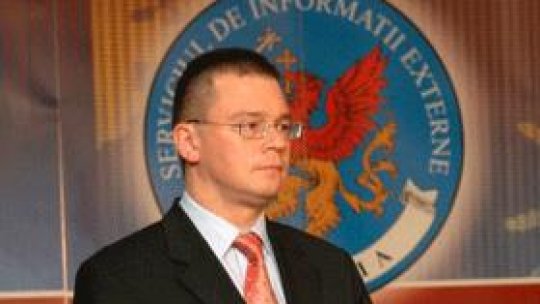 Mihai Răzvan Ungureanu, intre diplomatie, servicii si politică