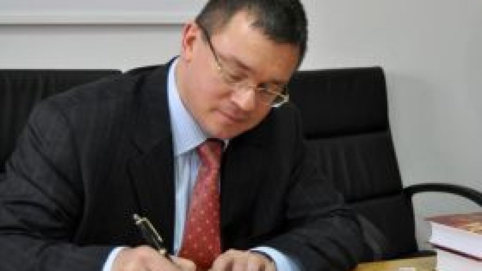 Mihai Răzvan Ungureanu, premier desemnat (LIVE TEXT)