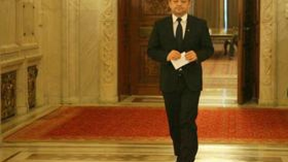 Premierul "cumsecade"