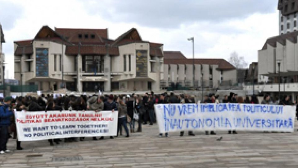 UDMR blochează activitatea parlamentului